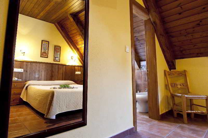 Nubahotel Vielha Exteriör bild