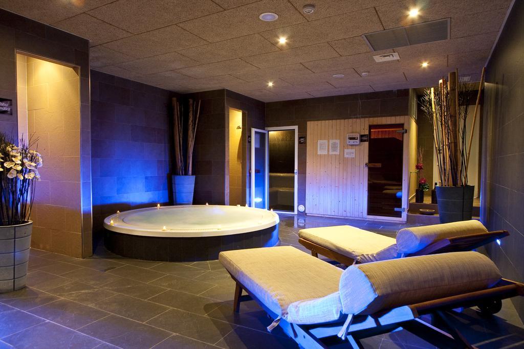 Nubahotel Vielha Exteriör bild